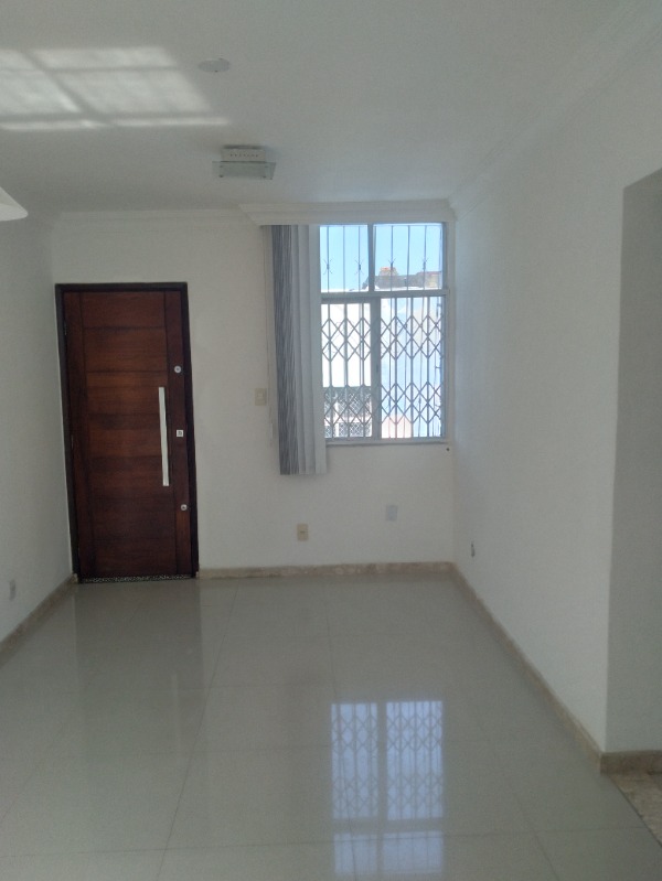 Apartamento à venda com 2 quartos, 57m² - Foto 1