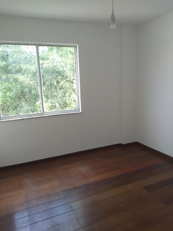 Apartamento à venda com 2 quartos, 800m² - Foto 3