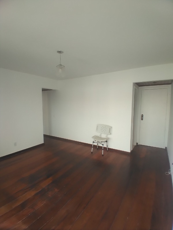 Apartamento à venda com 2 quartos, 800m² - Foto 7