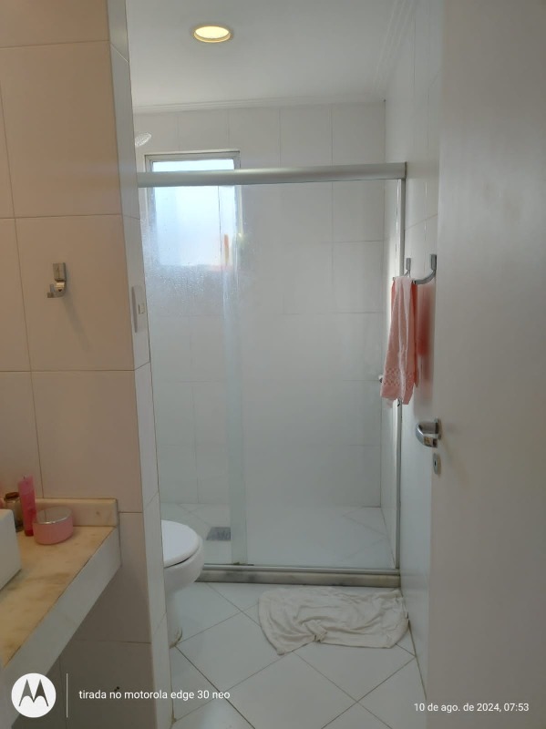 Apartamento à venda com 2 quartos, 70m² - Foto 15