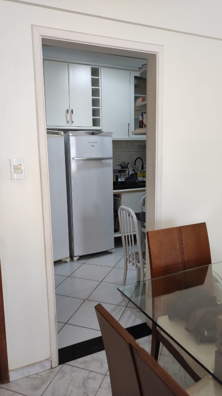 Apartamento à venda com 3 quartos, 95m² - Foto 19