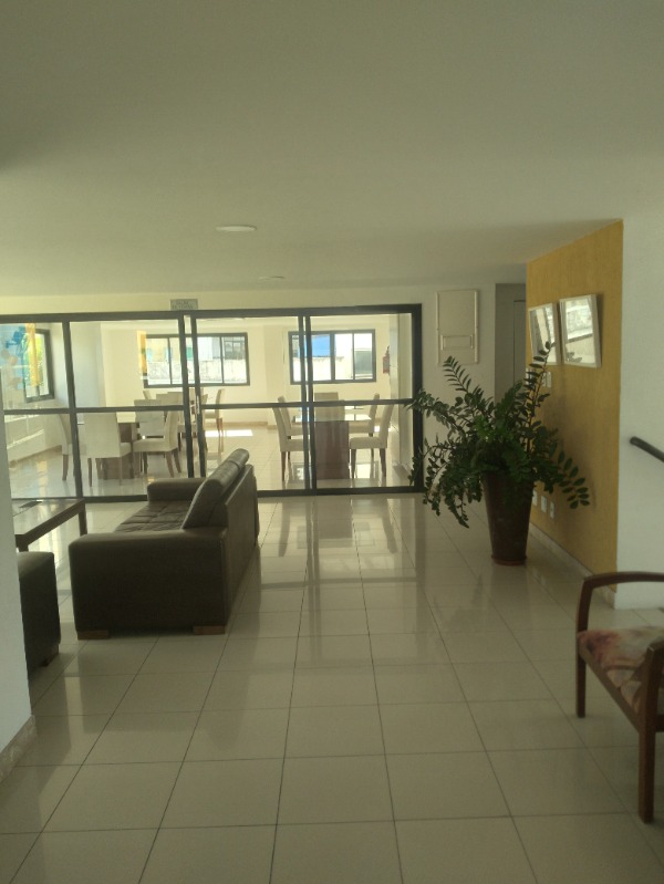 Apartamento à venda com 3 quartos, 75m² - Foto 15