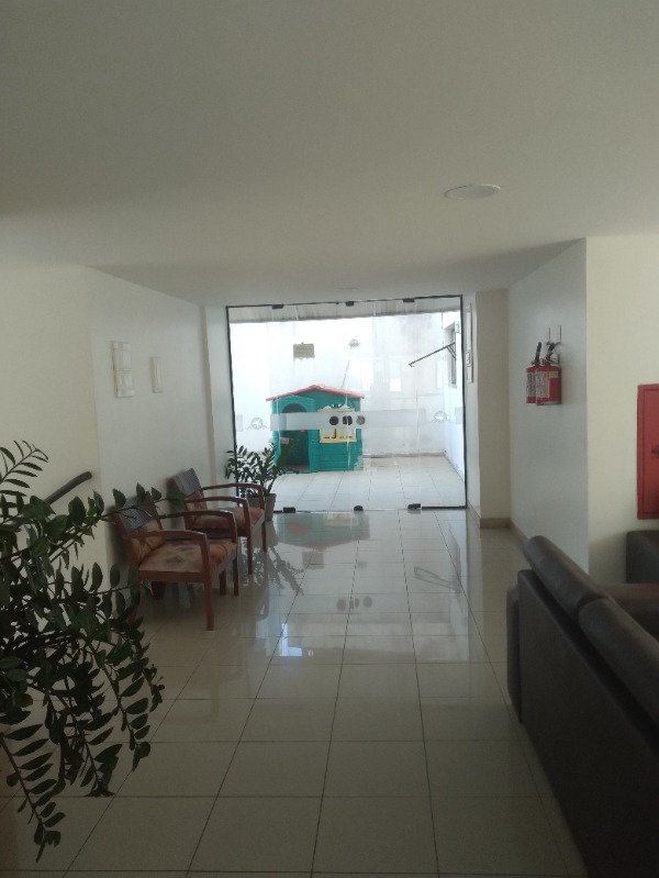 Apartamento à venda com 3 quartos, 75m² - Foto 25