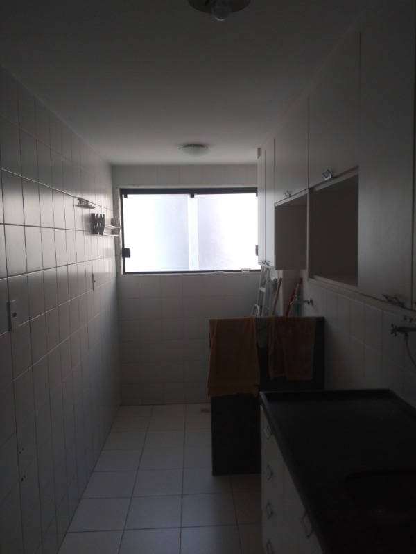 Apartamento à venda com 3 quartos, 75m² - Foto 9