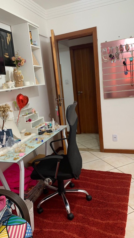 Apartamento à venda com 3 quartos, 80m² - Foto 9