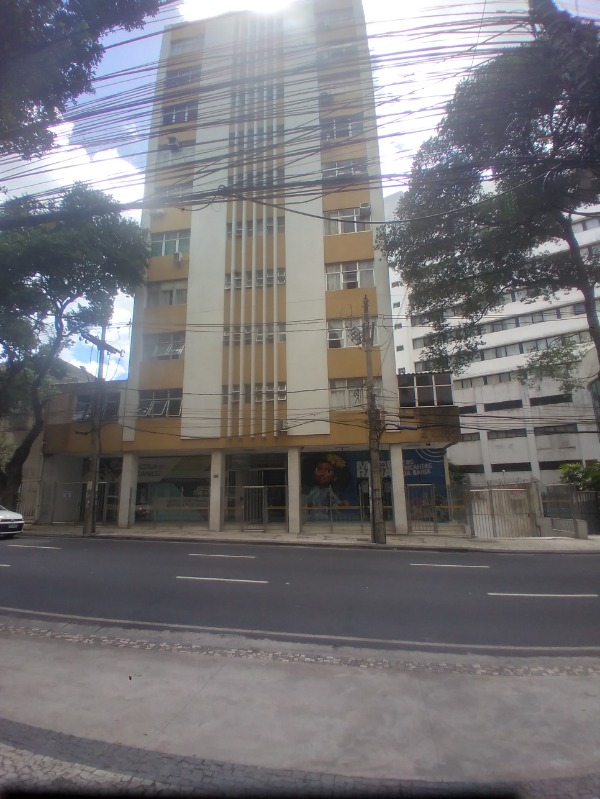 Apartamento à venda com 1 quarto, 40m² - Foto 2