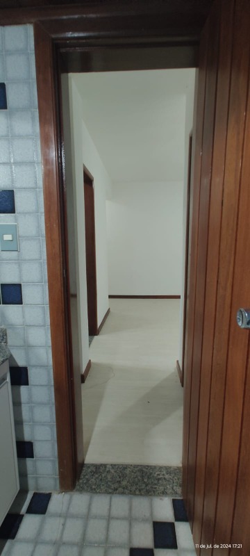 Apartamento à venda com 1 quarto, 40m² - Foto 2