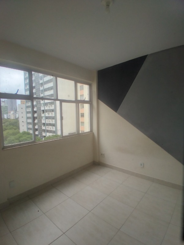 Apartamento à venda com 1 quarto, 40m² - Foto 1