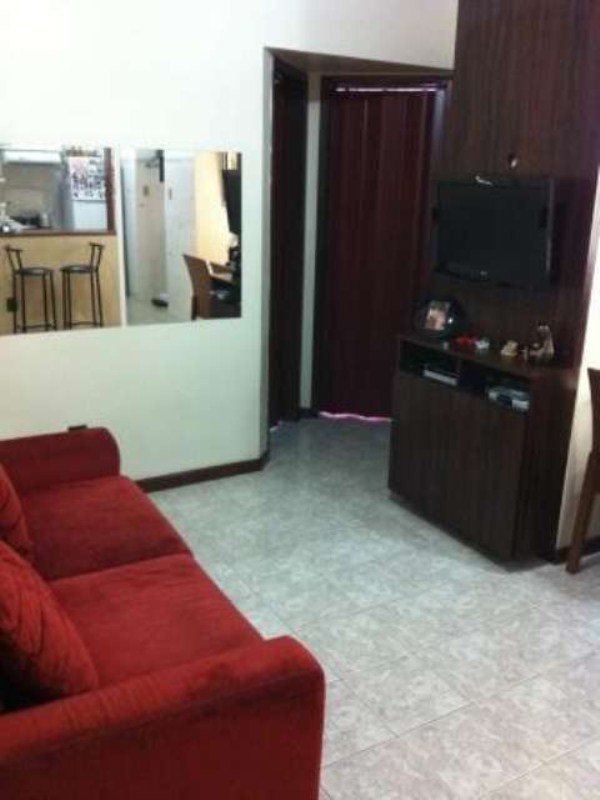 Apartamento à venda com 2 quartos, 60m² - Foto 6