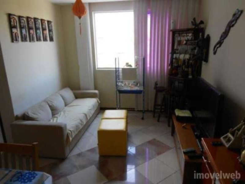 Apartamento à venda com 3 quartos, 70m² - Foto 1