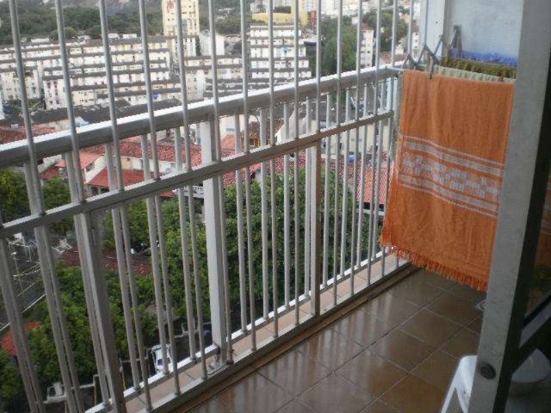 Apartamento à venda com 3 quartos, 80m² - Foto 8