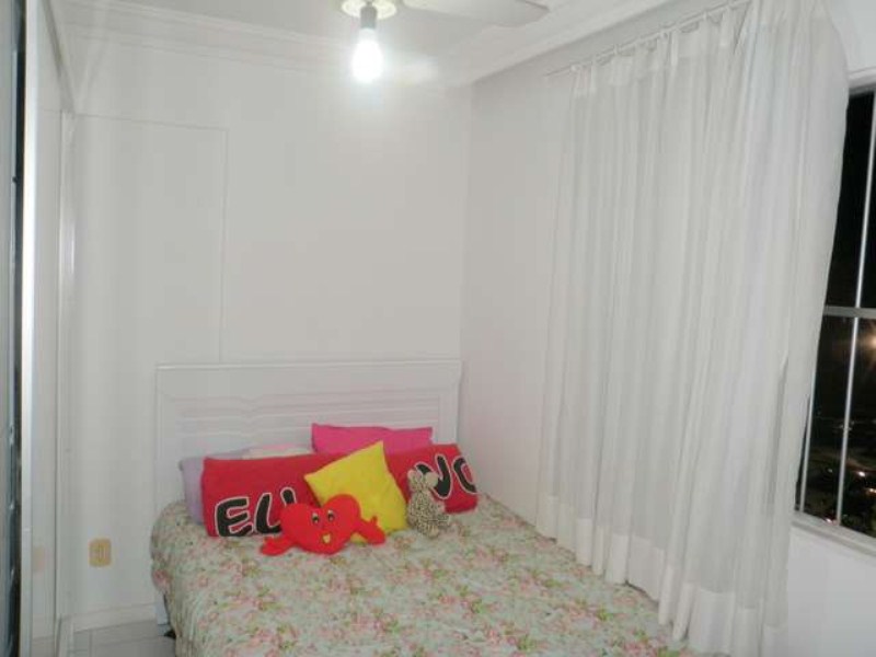 Apartamento à venda com 2 quartos, 67m² - Foto 5