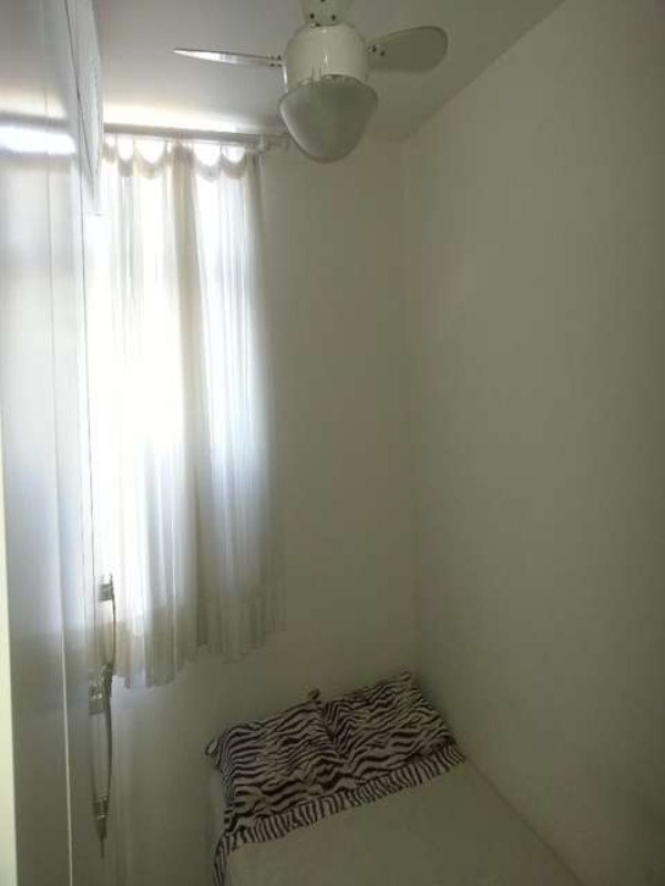 Apartamento à venda com 3 quartos, 70m² - Foto 9