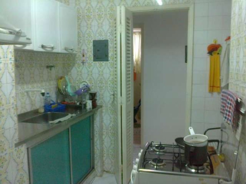 Apartamento à venda com 2 quartos, 80m² - Foto 9