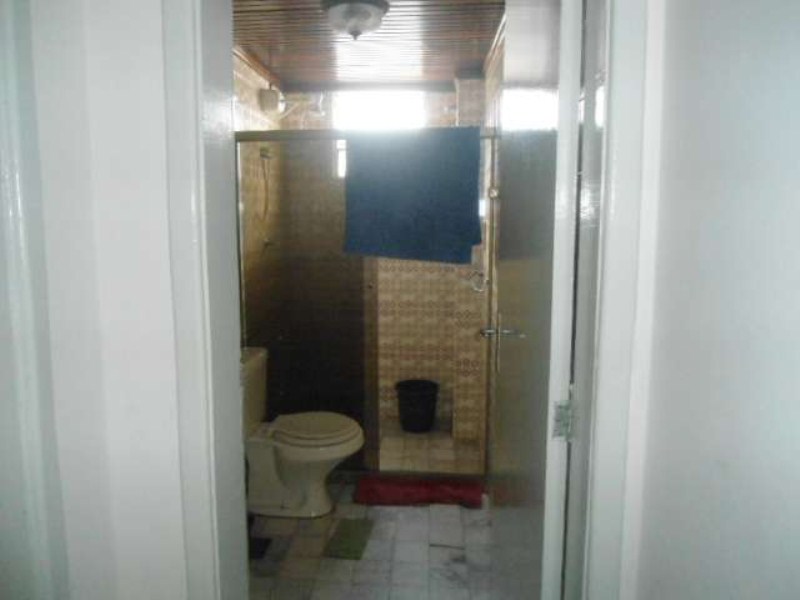 Apartamento à venda com 2 quartos, 80m² - Foto 11