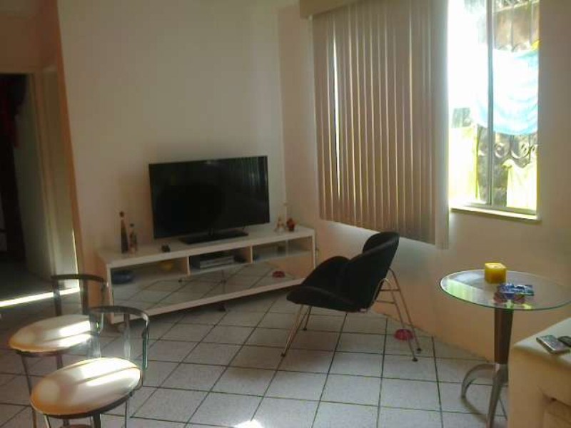 Apartamento à venda com 2 quartos, 65m² - Foto 1