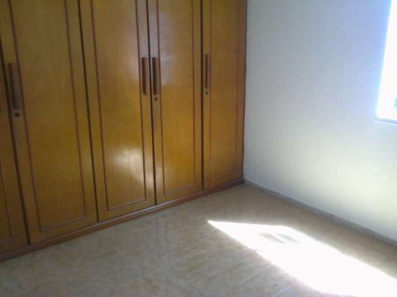 Apartamento à venda com 2 quartos, 60m² - Foto 4