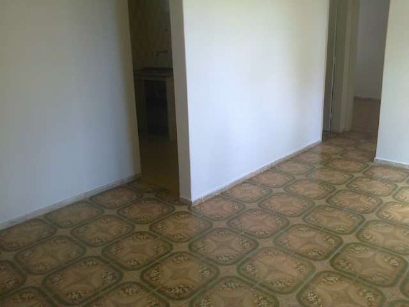 Apartamento à venda com 2 quartos, 60m² - Foto 2