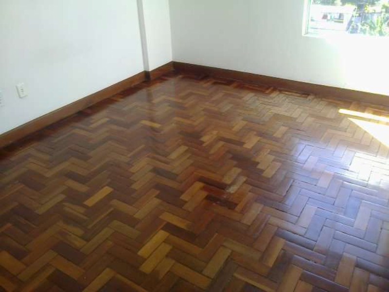 Apartamento à venda com 2 quartos, 60m² - Foto 2