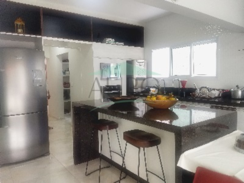 Sobrado à venda com 4 quartos, 570m² - Foto 14