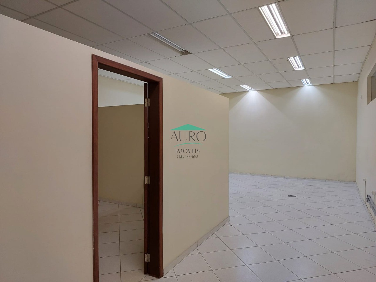 Imóvel Comercial Padrão para alugar, 600m² - Foto 3