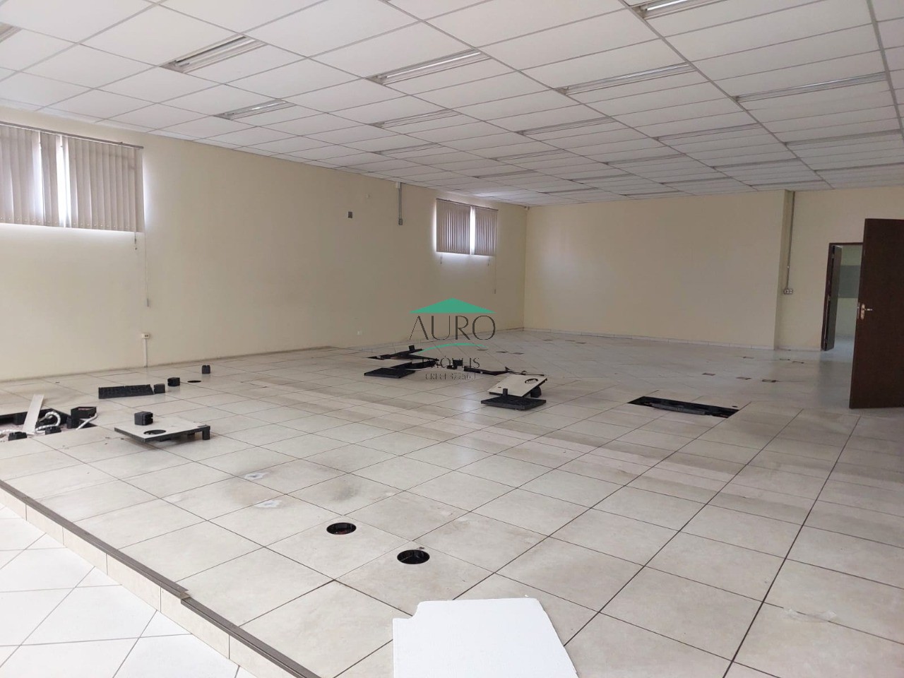 Imóvel Comercial Padrão para alugar, 600m² - Foto 10