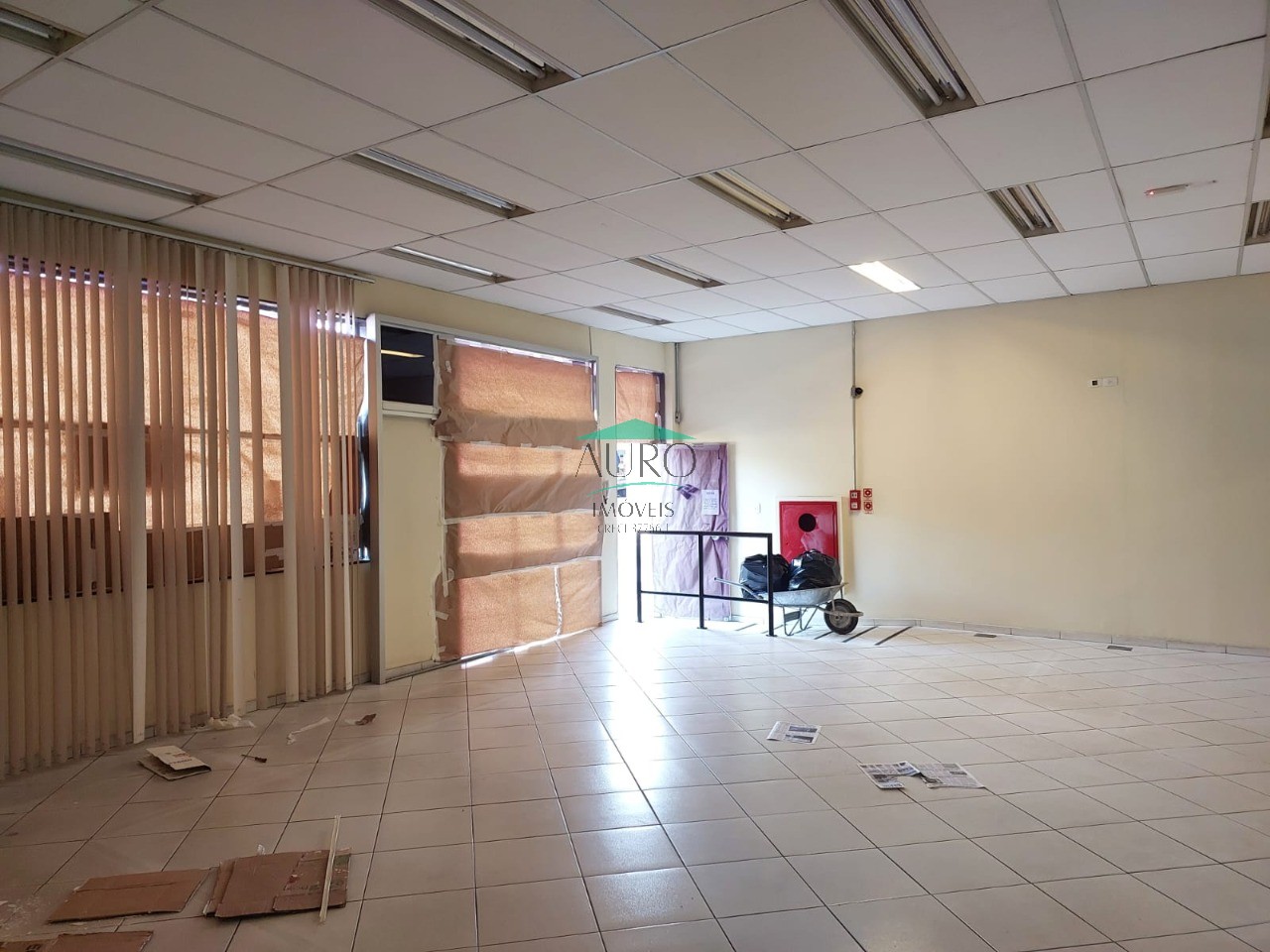 Imóvel Comercial Padrão para alugar, 600m² - Foto 11