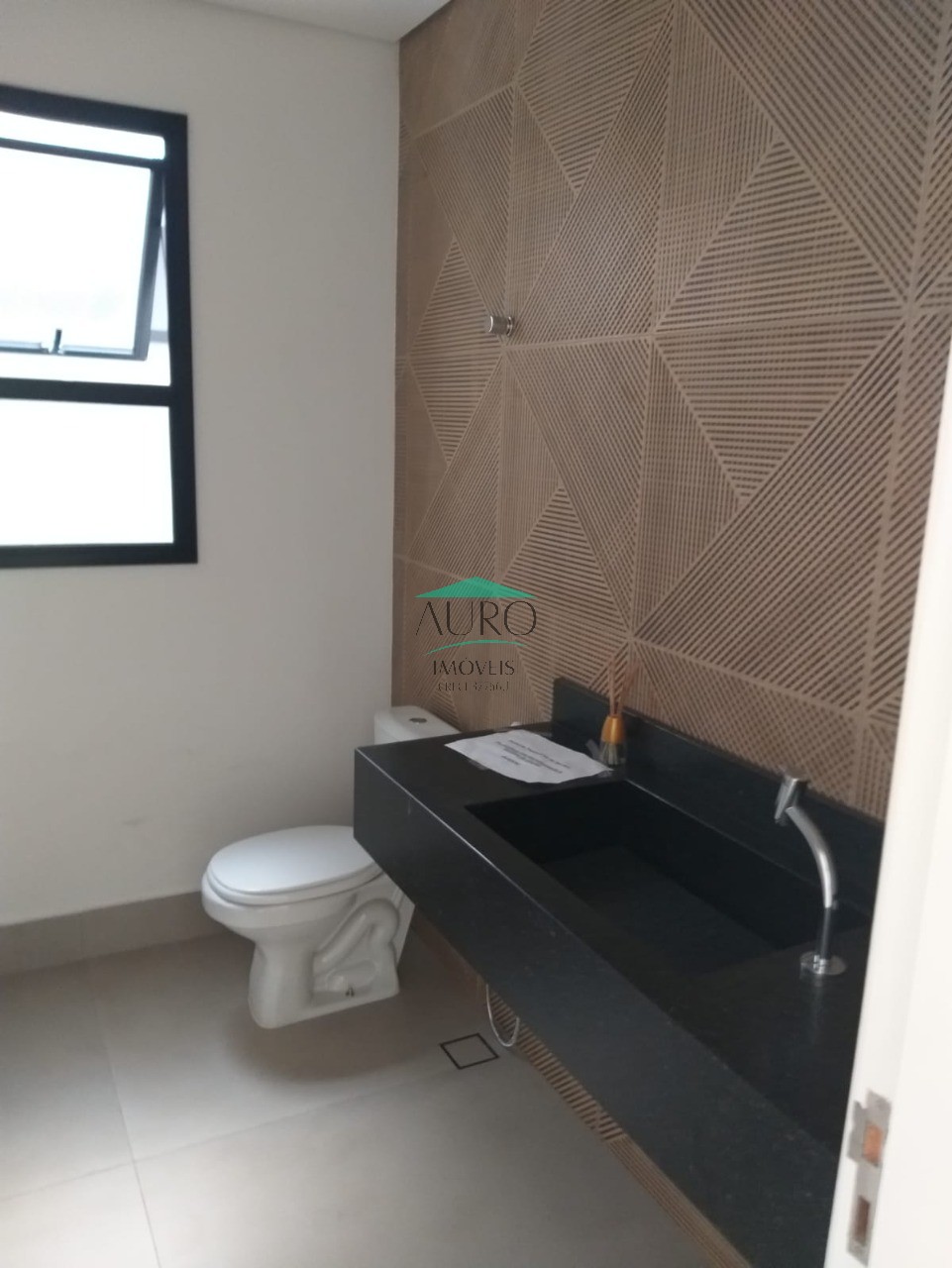 Sobrado à venda com 4 quartos, 225m² - Foto 3