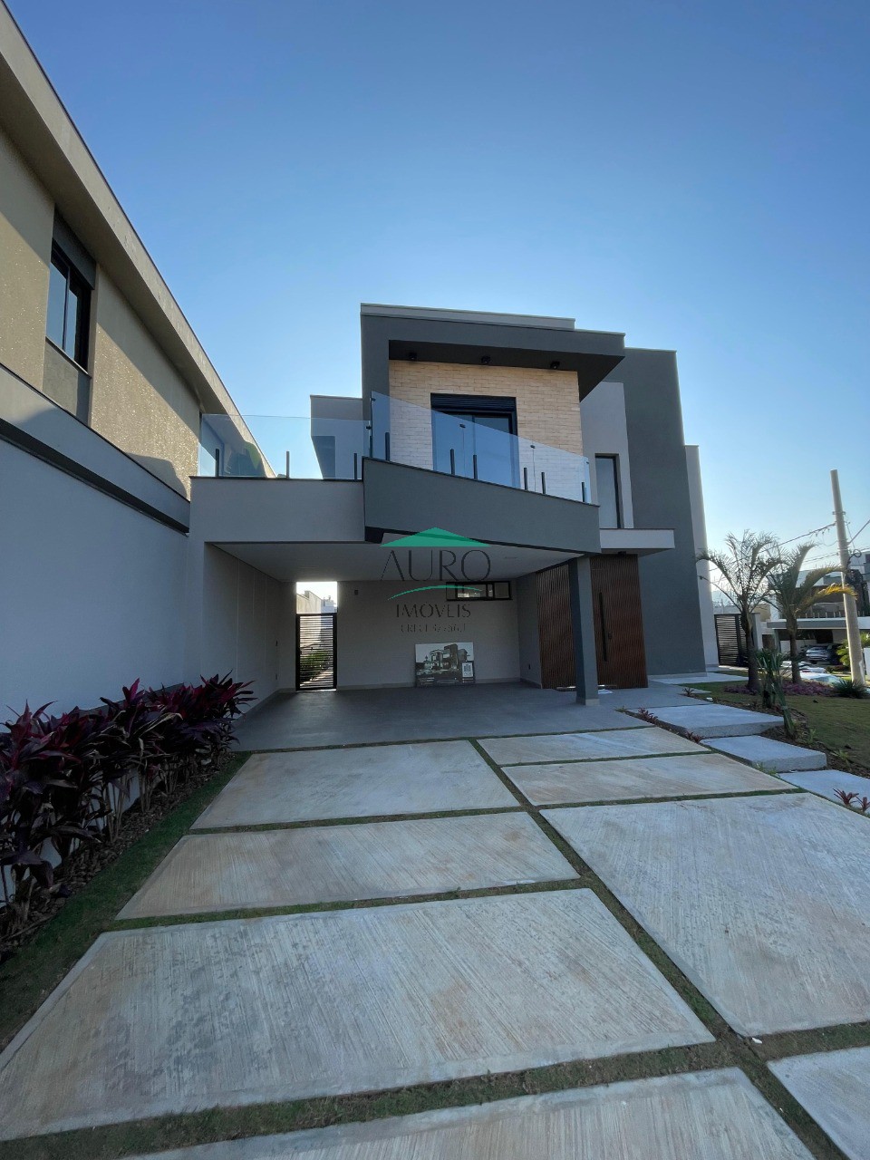 Sobrado à venda com 3 quartos, 242m² - Foto 3