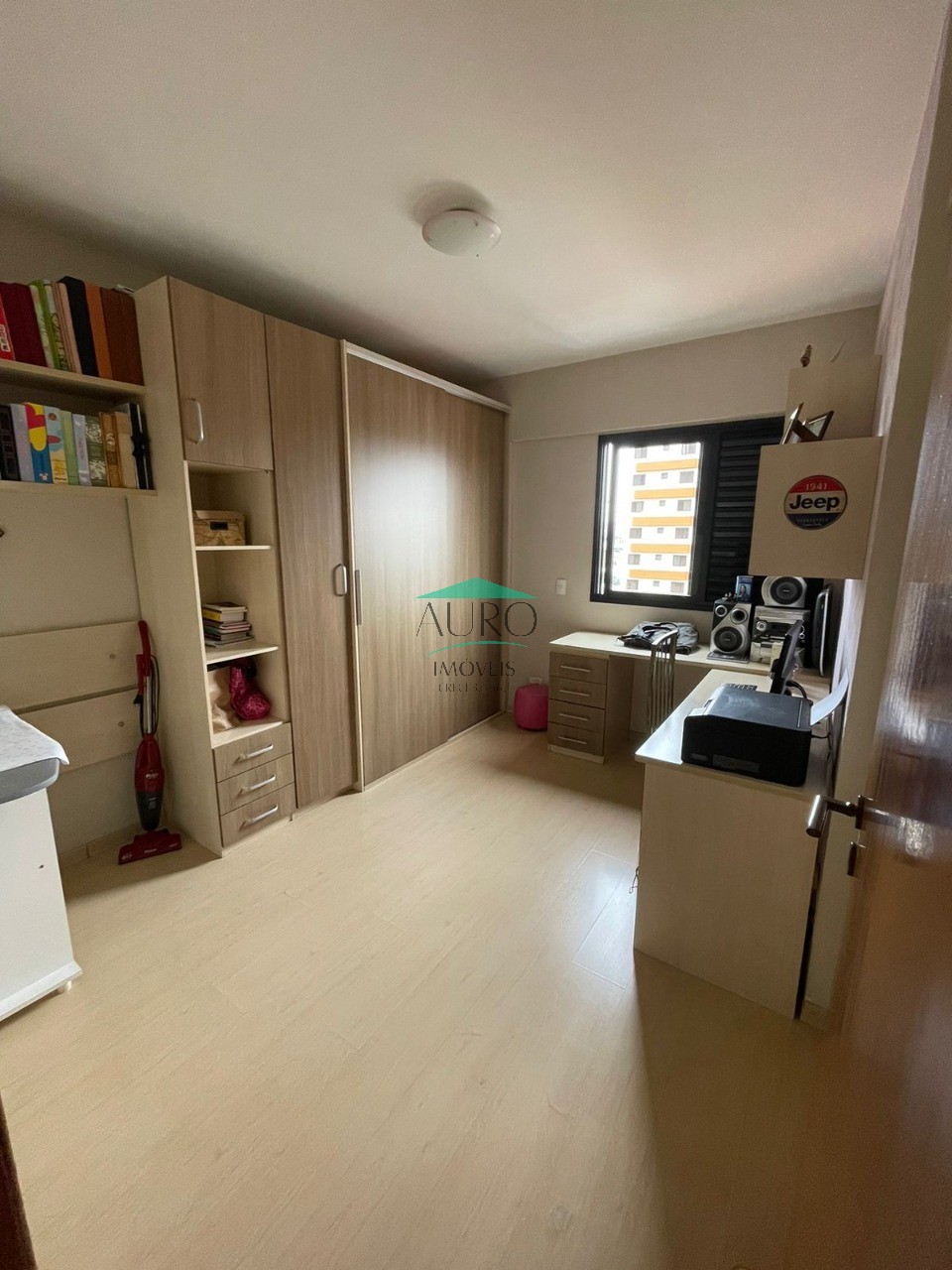 Apartamento para alugar com 3 quartos, 90m² - Foto 2