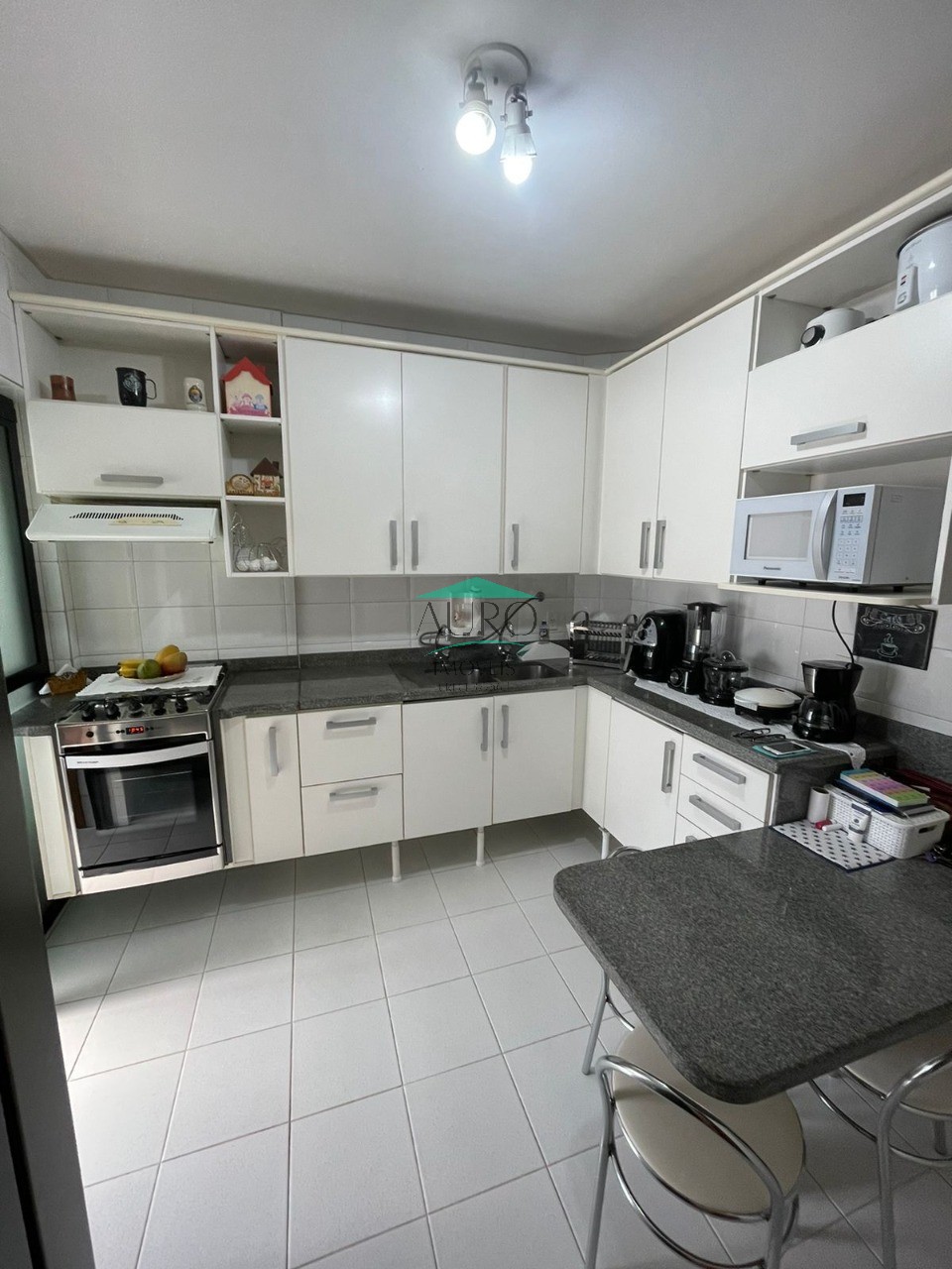 Apartamento para alugar com 3 quartos, 90m² - Foto 9