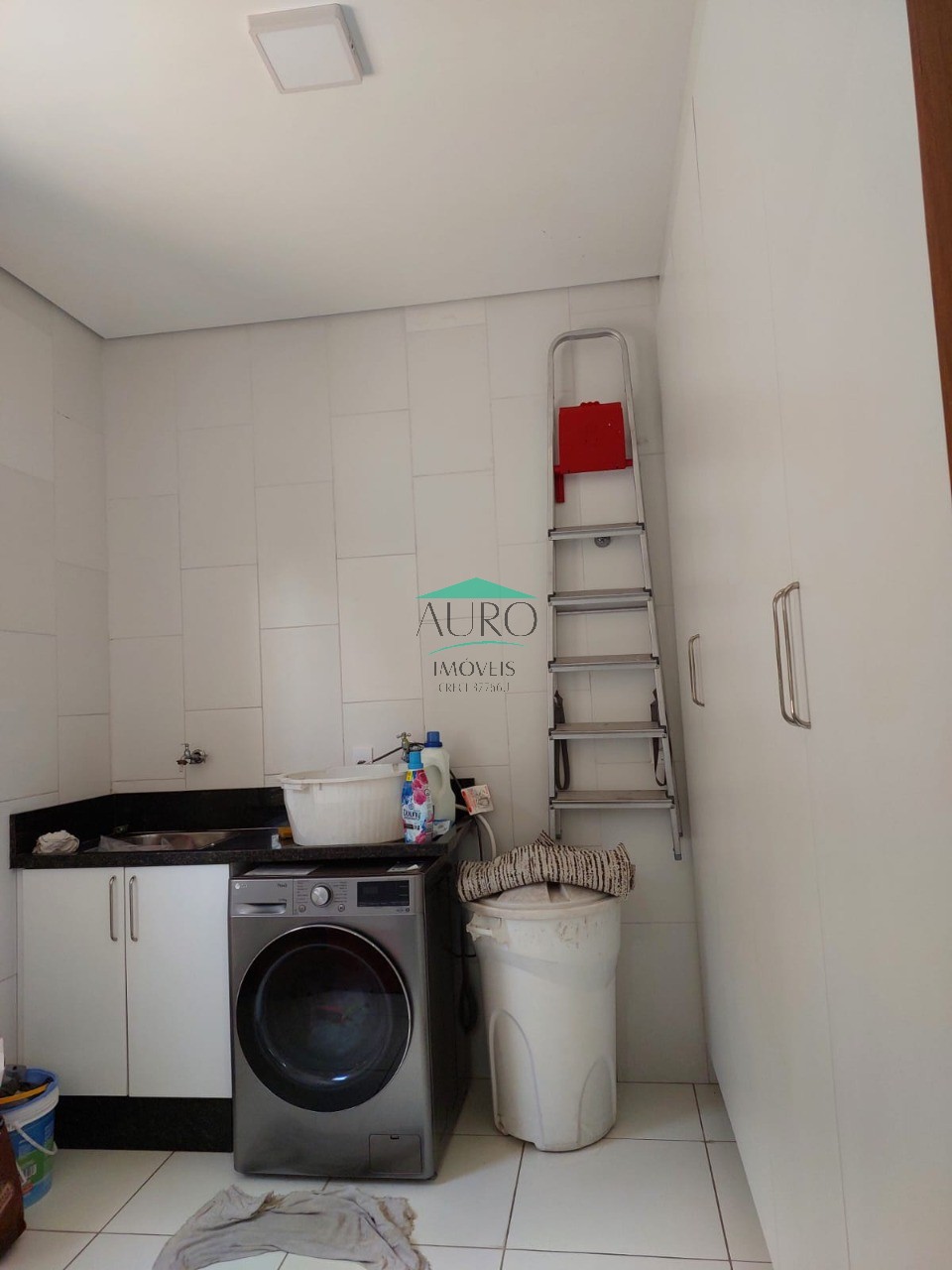 Sobrado à venda com 3 quartos, 250m² - Foto 24