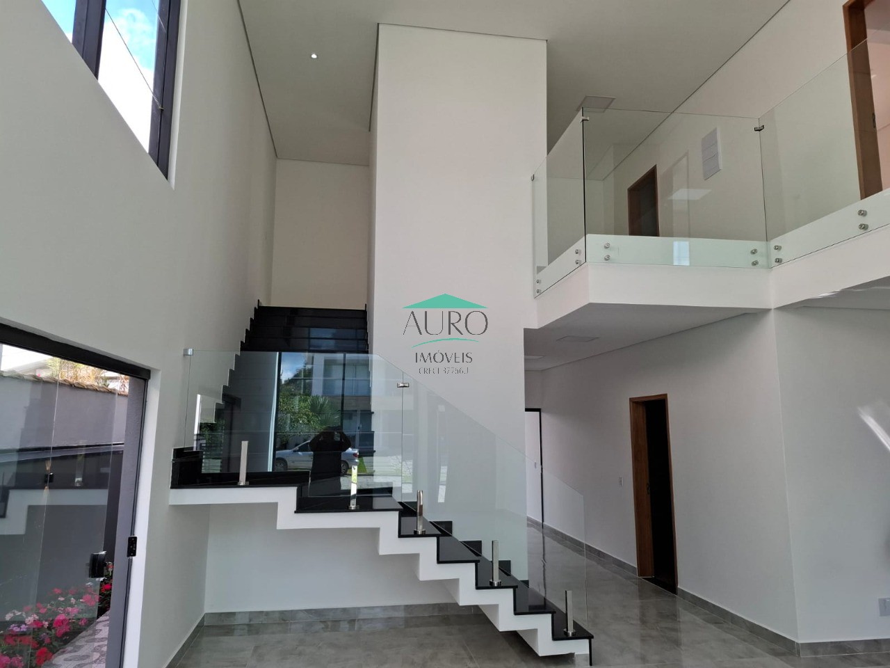 Sobrado, 3 quartos, 319 m² - Foto 4