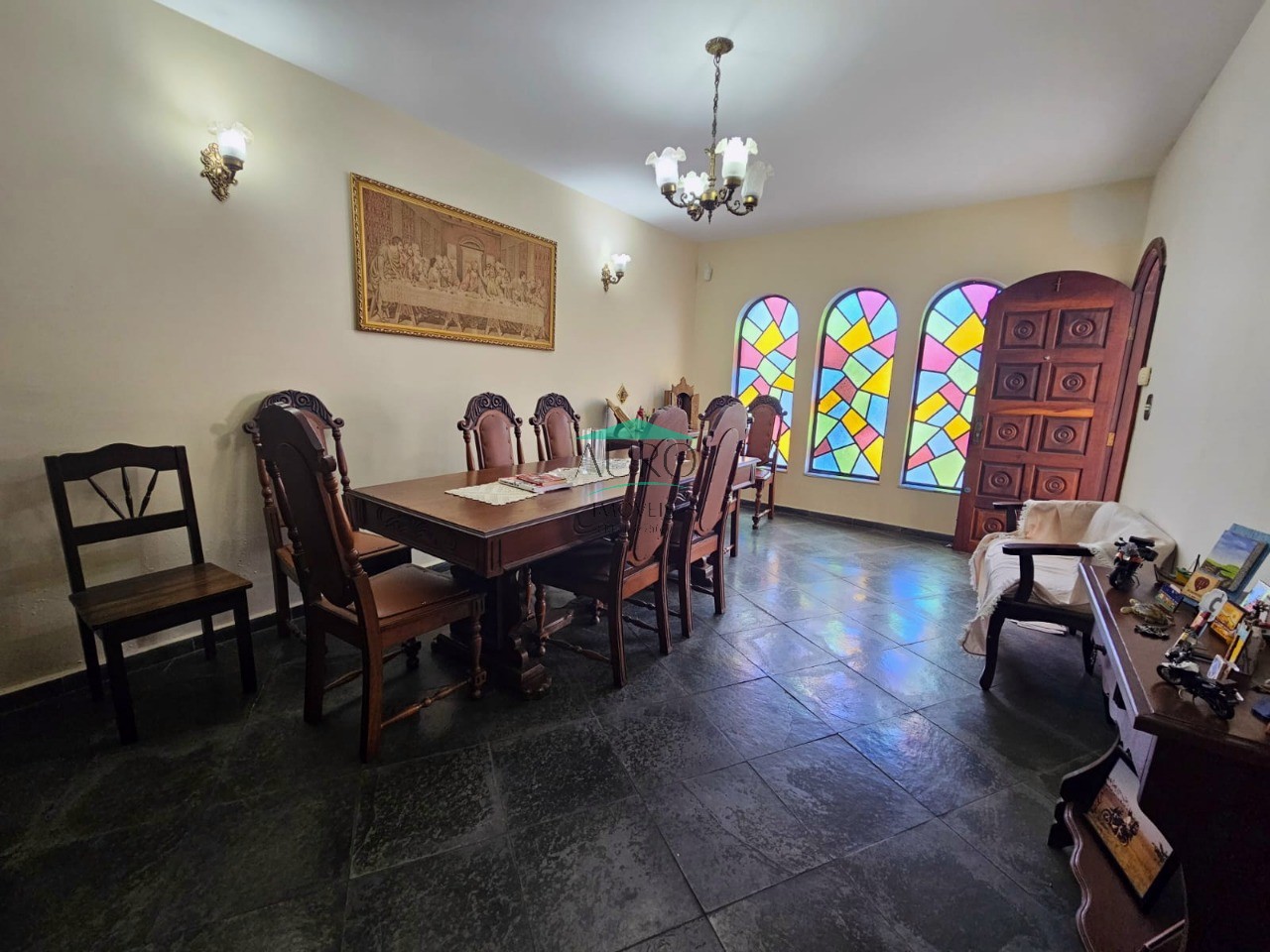 Casa, 3 quartos, 165 m² - Foto 1