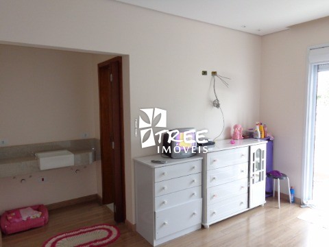 Casa à venda com 3 quartos, 300m² - Foto 24