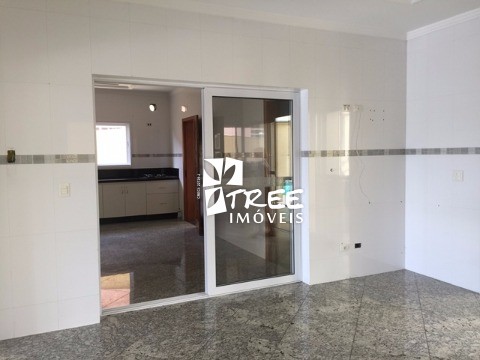 Casa à venda com 5 quartos, 270m² - Foto 13