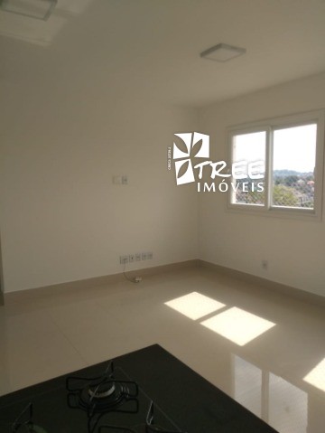 Apartamento à venda com 2 quartos, 75m² - Foto 9