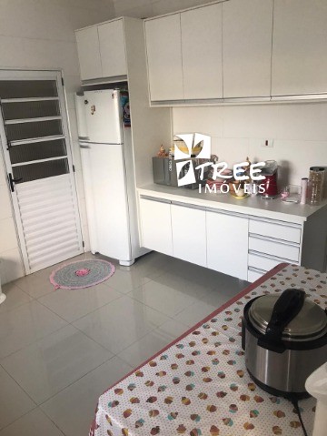 Casa à venda com 2 quartos, 200m² - Foto 16