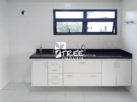 Apartamento à venda com 3 quartos, 193m² - Foto 9