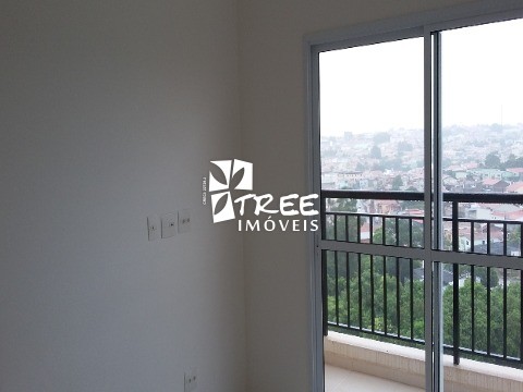 Apartamento à venda com 2 quartos, 67m² - Foto 2