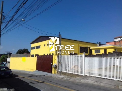 Depósito-Galpão-Armazém à venda com 3 quartos, 400m² - Foto 1