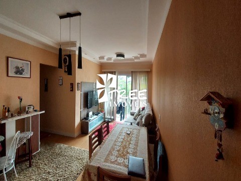 Apartamento para alugar com 3 quartos, 78m² - Foto 2