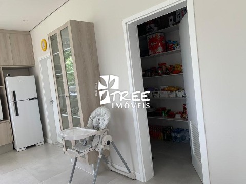 Casa à venda com 3 quartos, 320m² - Foto 32