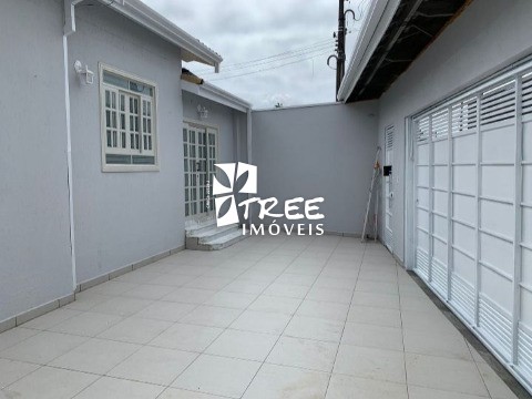 Casa à venda com 3 quartos, 176m² - Foto 3