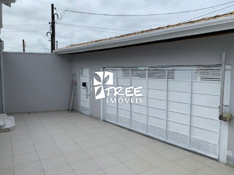 Casa à venda com 3 quartos, 176m² - Foto 4