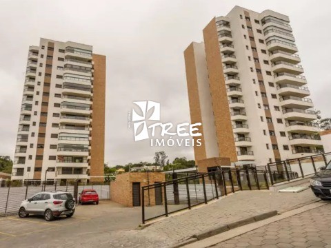 Apartamento à venda com 3 quartos, 193m² - Foto 2