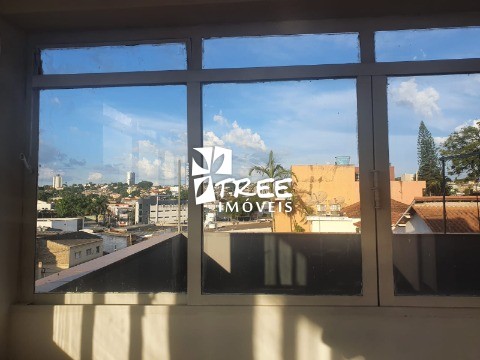 Prédio Inteiro para alugar com 3 quartos, 300m² - Foto 32