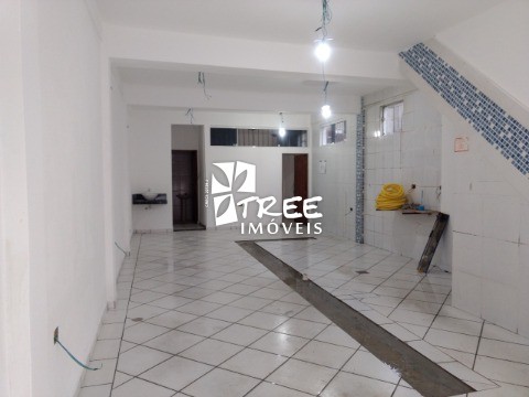 Casa à venda com 2 quartos, 250m² - Foto 9