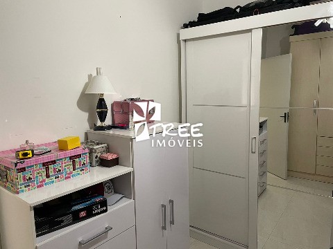 Casa à venda com 4 quartos, 180m² - Foto 18