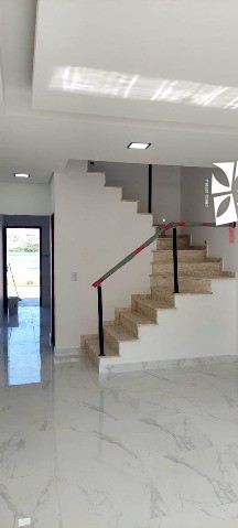 Casa à venda com 2 quartos, 99m² - Foto 3